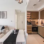 Sea & City Views - Burj Crown - 5 Min Walk To Mall